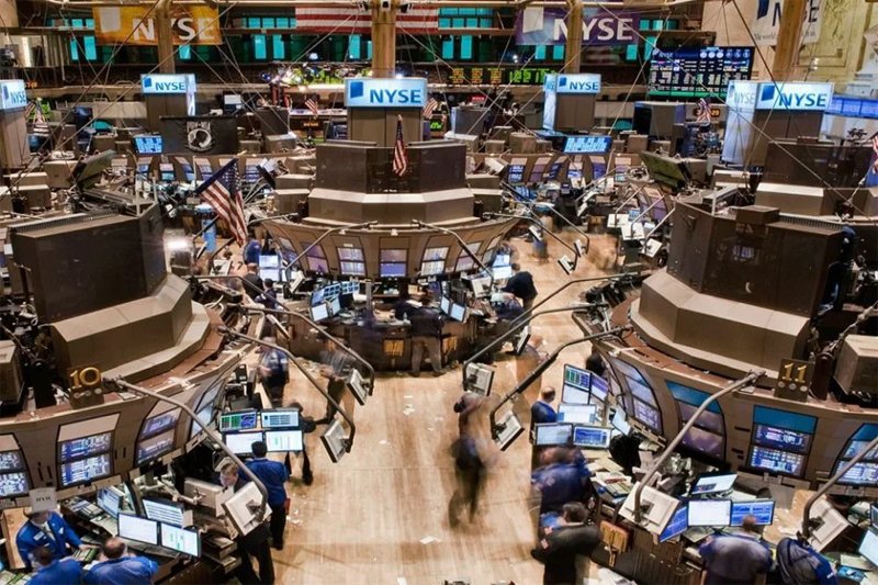 Wall Street Bergerak Datar Jelang Libur Natal Investor Pilih Sikap Hati-hati