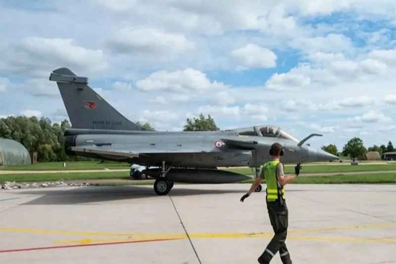 Modernisasi TNI AU Indonesia Sambut Kedatangan Tiga Jet Tempur Rafale Pertama